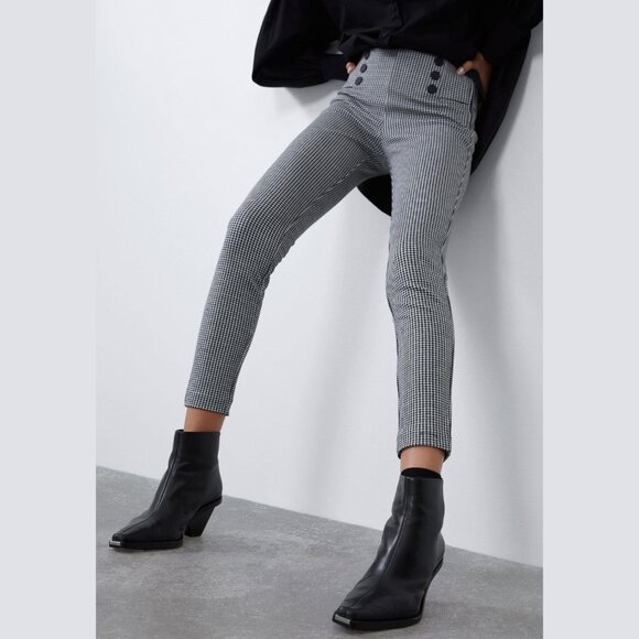 Zara Gingham Button-Detail Skinny Legging Pants - Black & White - Size Small - Picture 2 of 4